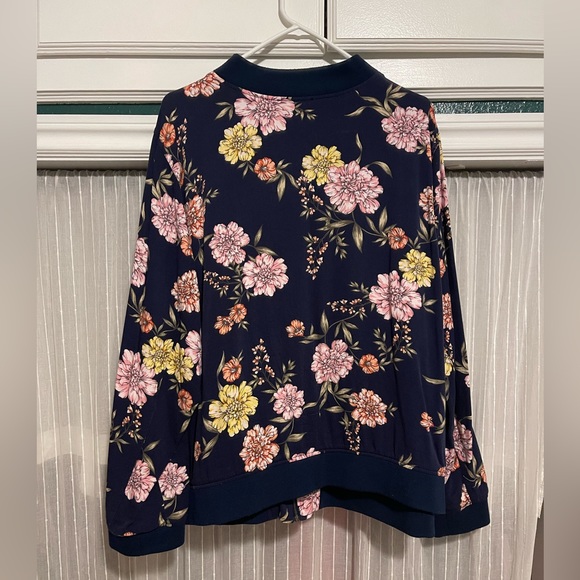 Twill Print Bomber - Picture 2 of 4